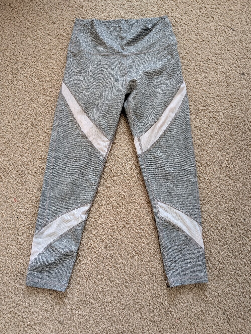 Aerie Gray Leggings with White Mesh Chevron Panels